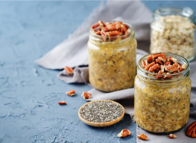 pumpkin chia overnight oats