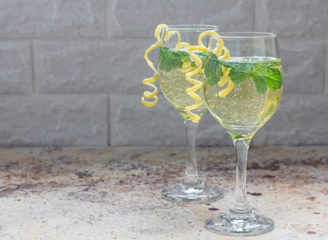 wine spritzer