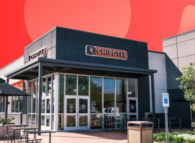 Chipotle store exterior