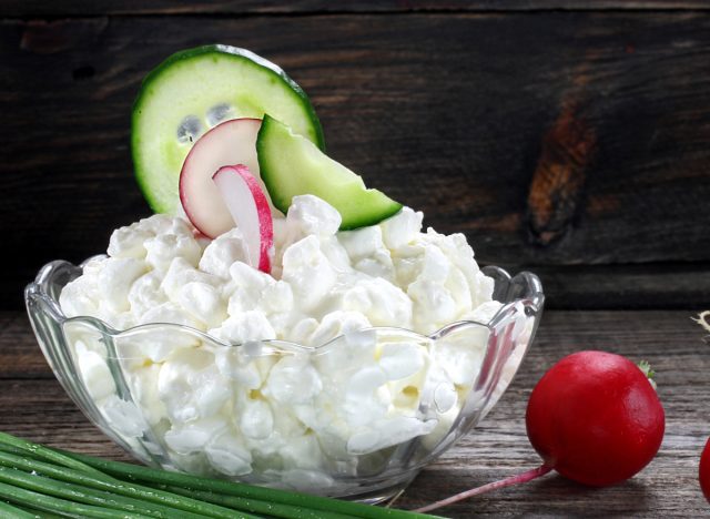 cottage cheese with cucumber