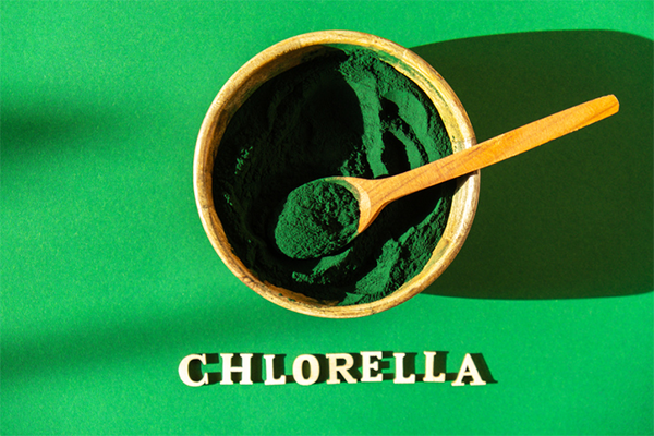 Overhead of Chlorella Powder | Chlorella vs Spirulina