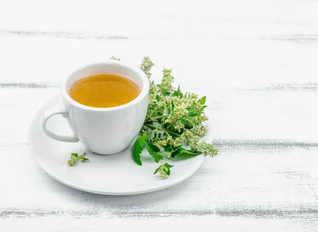 lemon balm tea