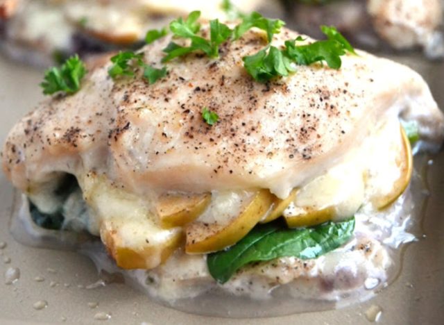 cheesy apple chicken